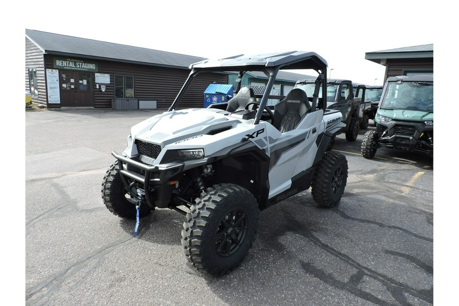 2026 Polaris GENERAL® XP 1000 Sport