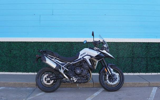 2025 Triumph Rally Pro 900