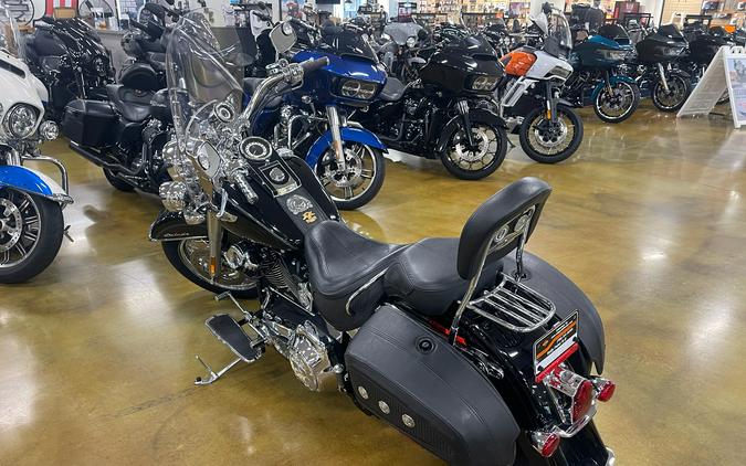 2005 Harley-Davidson FLSTN/FLSTNI Softail® Deluxe