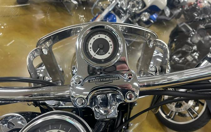 2005 Harley-Davidson FLSTN/FLSTNI Softail® Deluxe