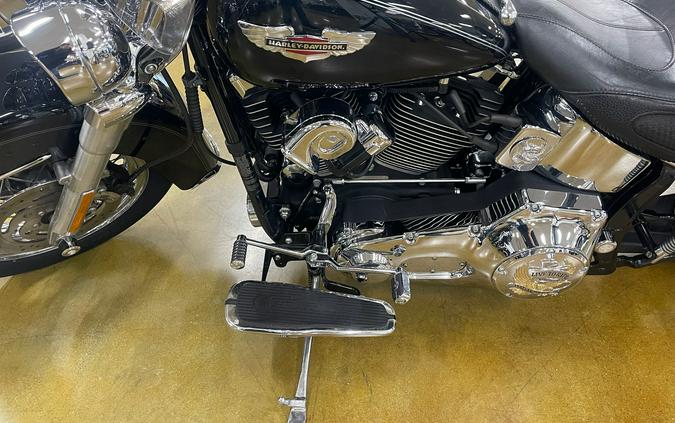 2005 Harley-Davidson FLSTN/FLSTNI Softail® Deluxe
