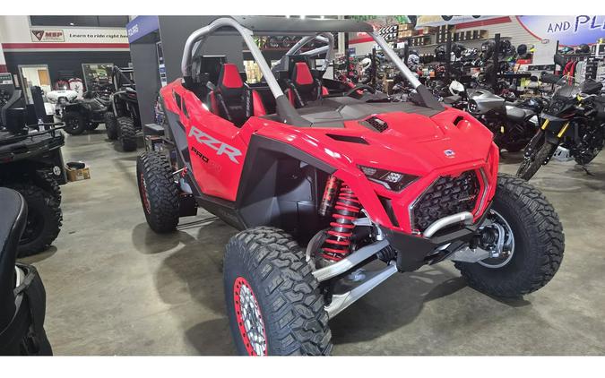 2026 RZR PRO R ULTIMATE - INDY RED - Polaris