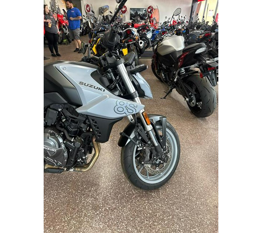 2024 Suzuki GSX-8S