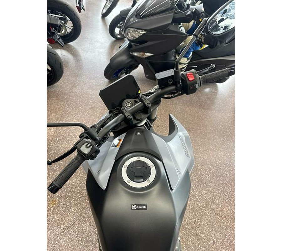 2024 Suzuki GSX-8S