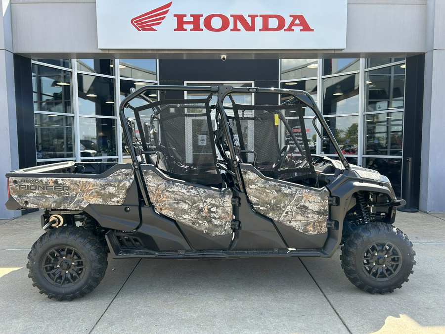 2024 Honda Pioneer 1000-6 Deluxe Crew Camo