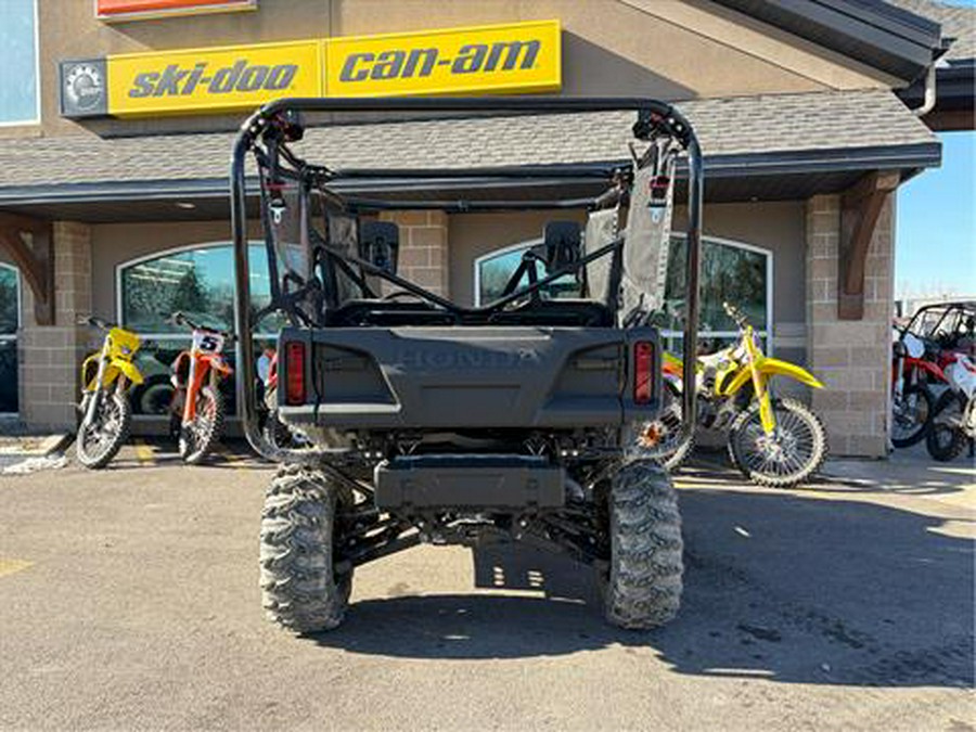 2026 Honda Pioneer 1000-5 Deluxe