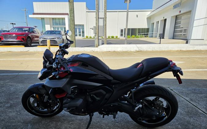 2026 BMW R 1300 R