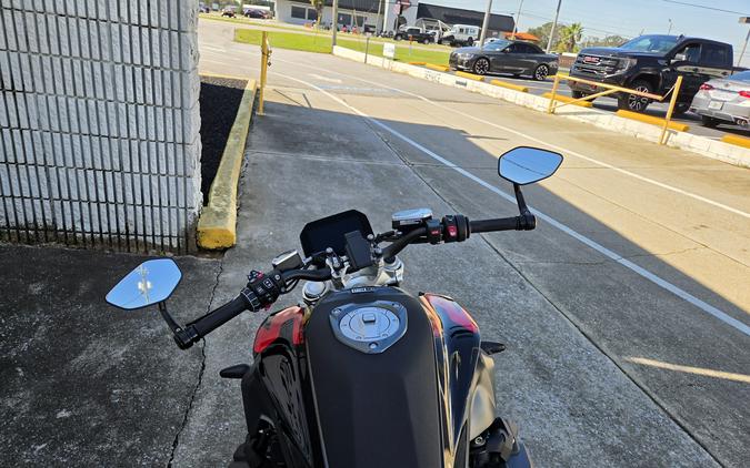 2026 BMW R 1300 R