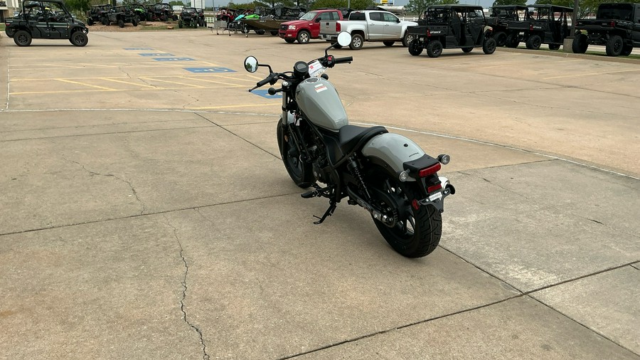 2026 Honda REBEL 300 E-CLUTCH