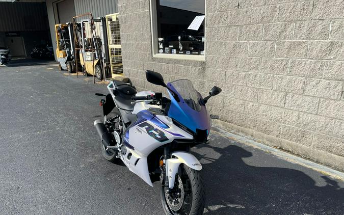 2025 Yamaha YZF-R3