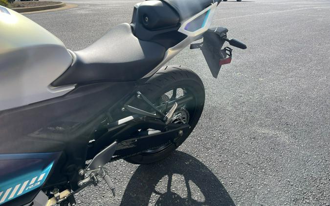 2025 Yamaha YZF-R3
