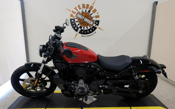 2023 RH975 Nightster™ - In Redline Red