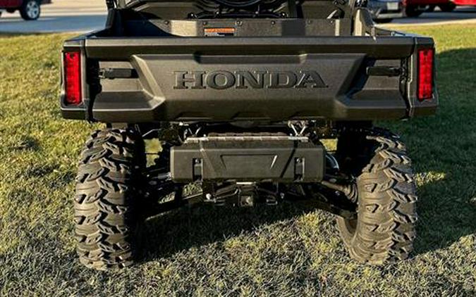 2023 Honda Pioneer 1000-6 Deluxe Crew