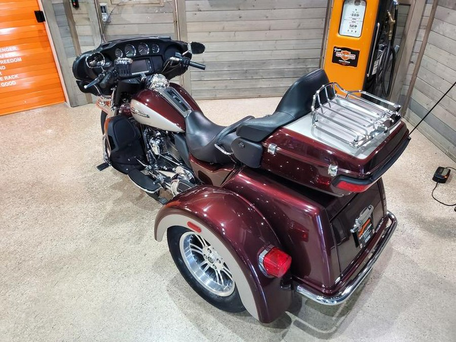 2018 Harley-Davidson® FLHTCUTG - Tri Glide® Ultra