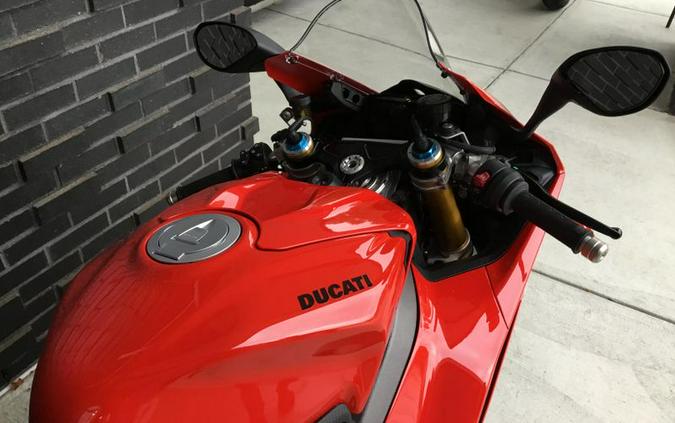 New 2025 Ducati PANIGALE V4S