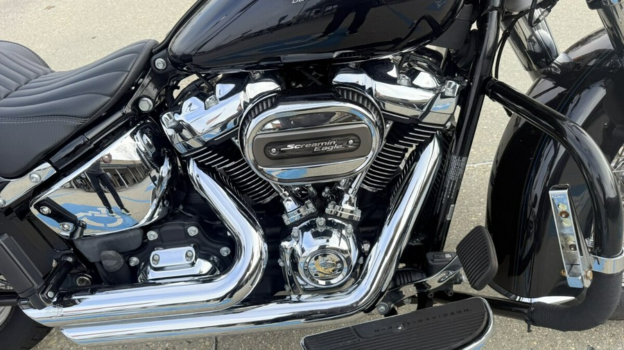 2020 Harley-Davidson® Deluxe