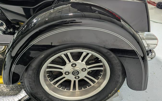 2017 Harley-Davidson® Tri Glide® Ultra Vivid Black