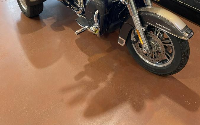 FLHTCUTG 2023 Tri Glide Ultra