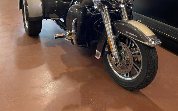 FLHTCUTG 2023 Tri Glide Ultra