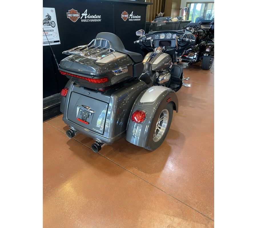 2023 Harley-Davidson Tri Glide Ultra FLHTCUTG