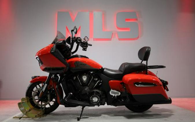 2023 Indian Motorcycle Challenger® Dark Horse®
