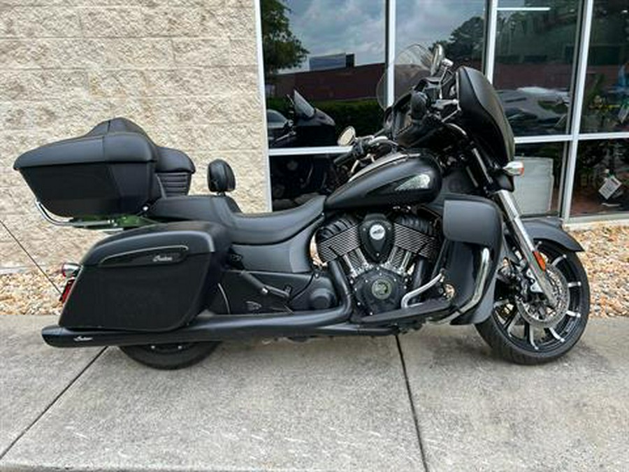 2020 Indian Motorcycle Roadmaster® Dark Horse®