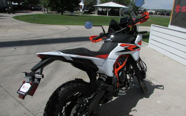 2025 KTM Adventure 390 R