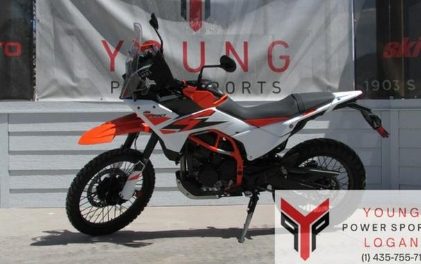 2025 KTM Adventure 390 R