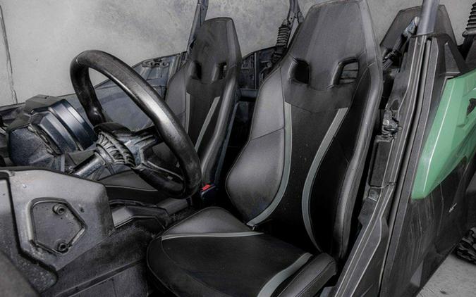 2022 Can-Am Commander MAX DPS