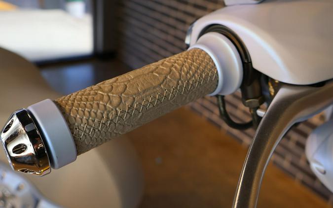 2025 Vespa 946 Snake 150