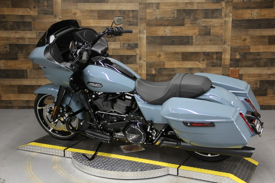 2024 Harley-Davidson Road Glide® Sharkskin Blue - Black Finish