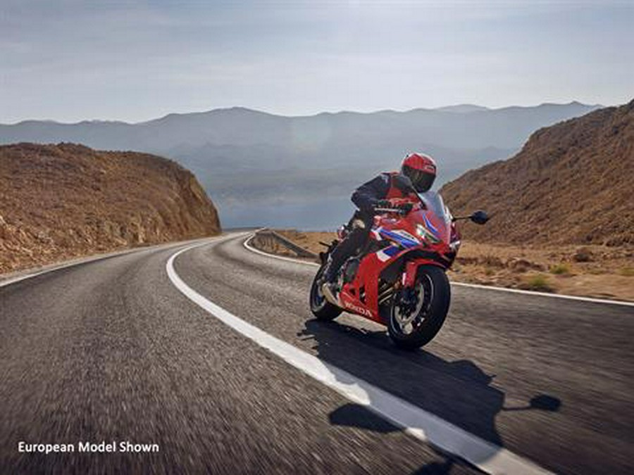 2025 Honda CBR650R E-Clutch