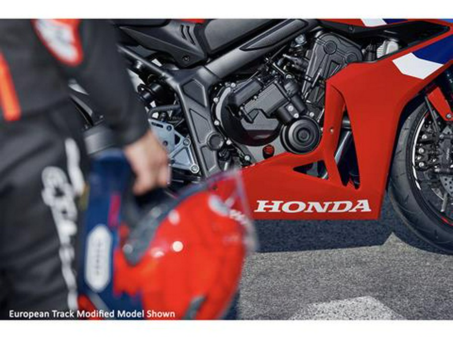 2025 Honda CBR650R E-Clutch
