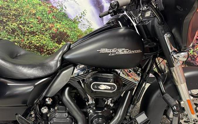 2011 Harley-Davidson Street Glide®