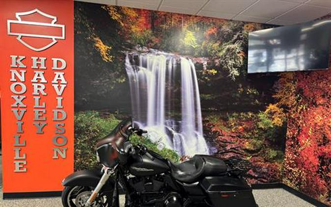 2011 Harley-Davidson Street Glide®