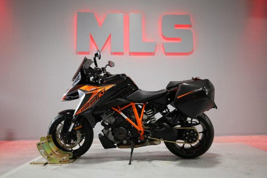 2019 KTM 1290 Super Duke GT