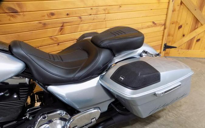 2014 Harley-Davidson® FLHX - Street Glide®