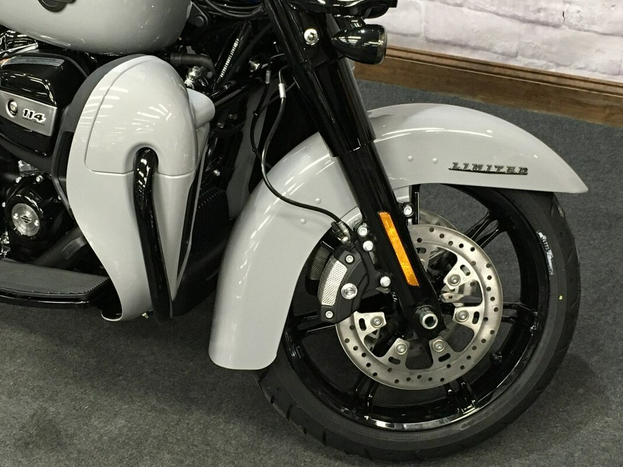 2024 Harley-Davidson Ultra Limited Billiard Grey FLHTK