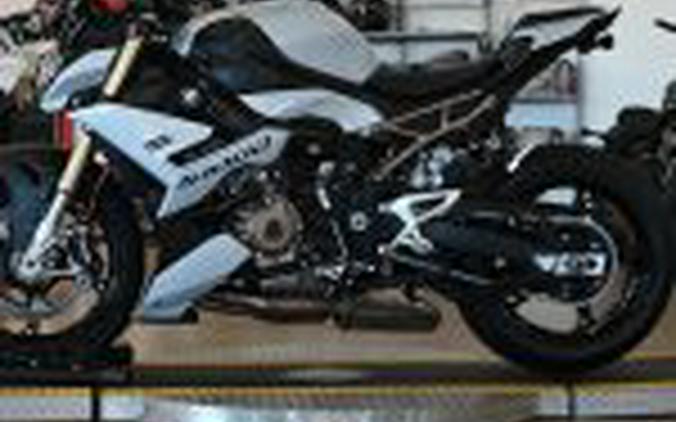 2022 BMW S1000R