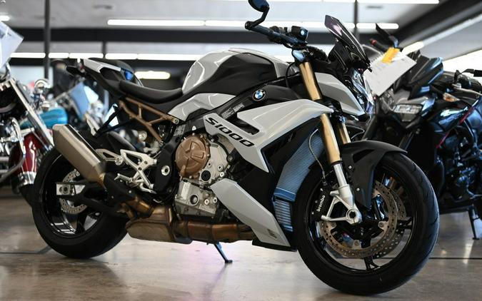 2022 BMW S1000R