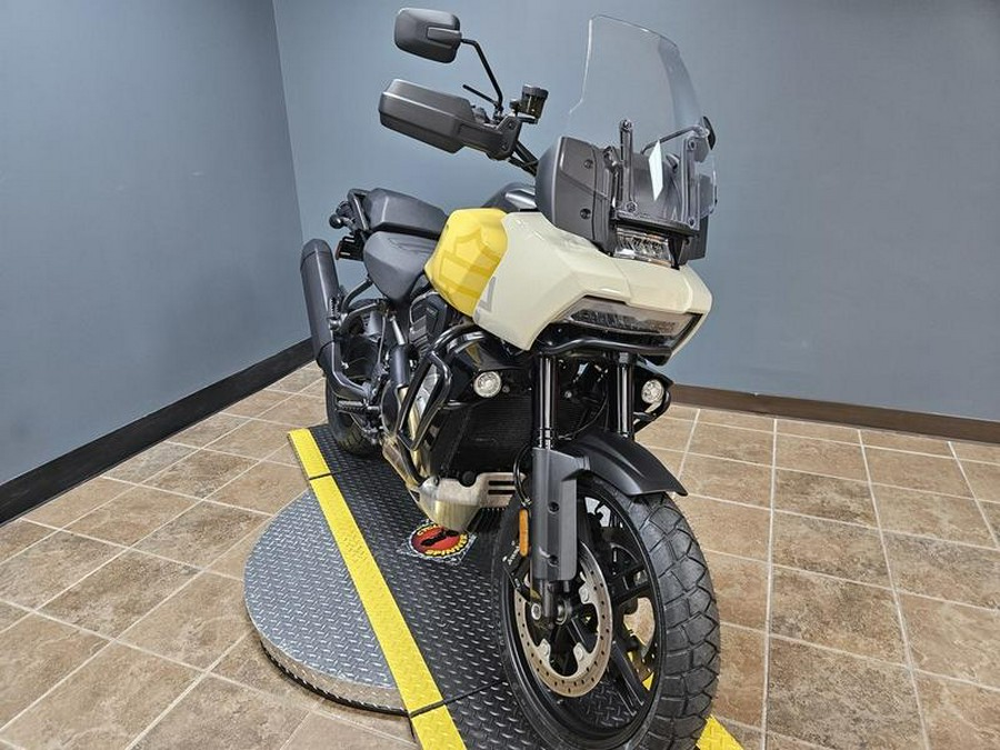 2022 Harley-Davidson® RA1250S - Pan America™ 1250 Special