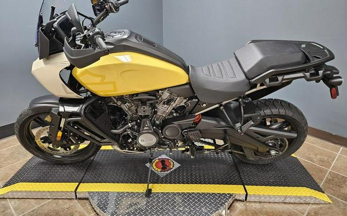 2022 Harley-Davidson® RA1250S - Pan America™ 1250 Special