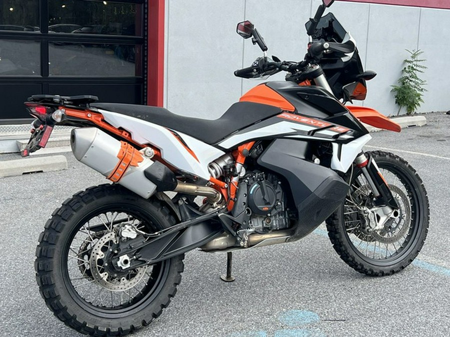 2022 KTM Adventure 890 R