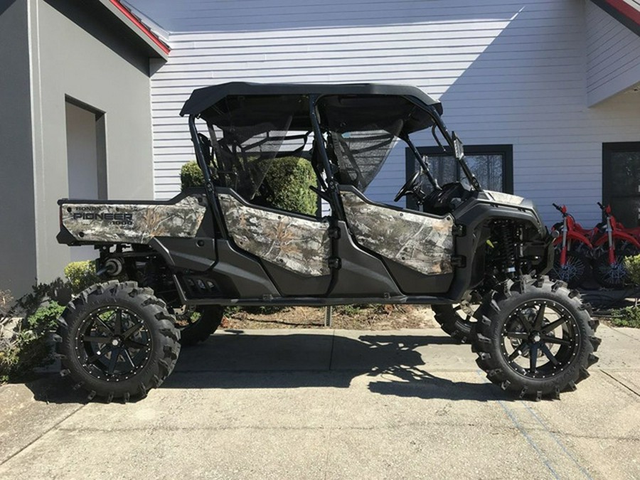 2025 Honda Pioneer 1000-6 Deluxe Crew Truetimber Atera Camo