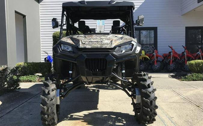 2025 Honda Pioneer 1000-6 Deluxe Crew Truetimber Atera Camo
