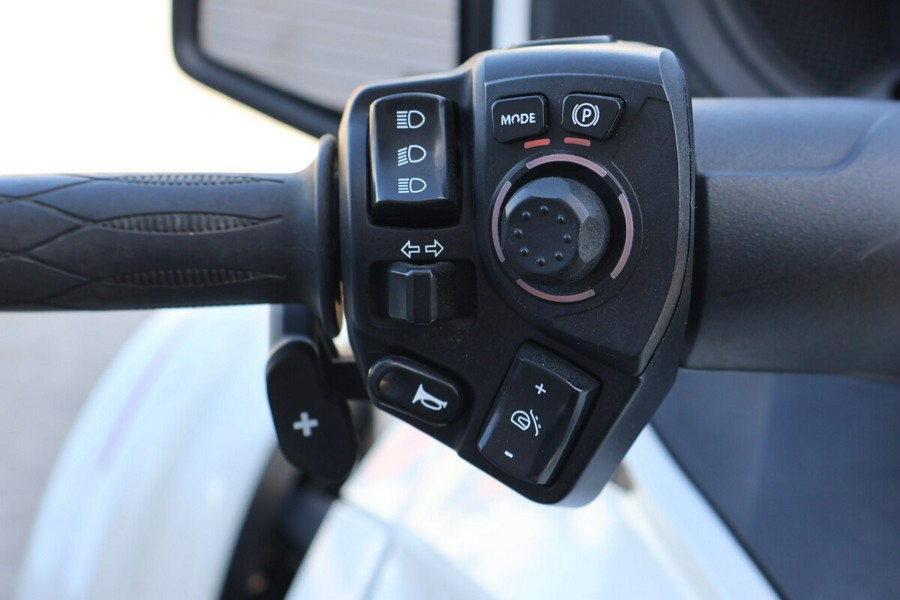 2018 Can-Am RT LIMITED