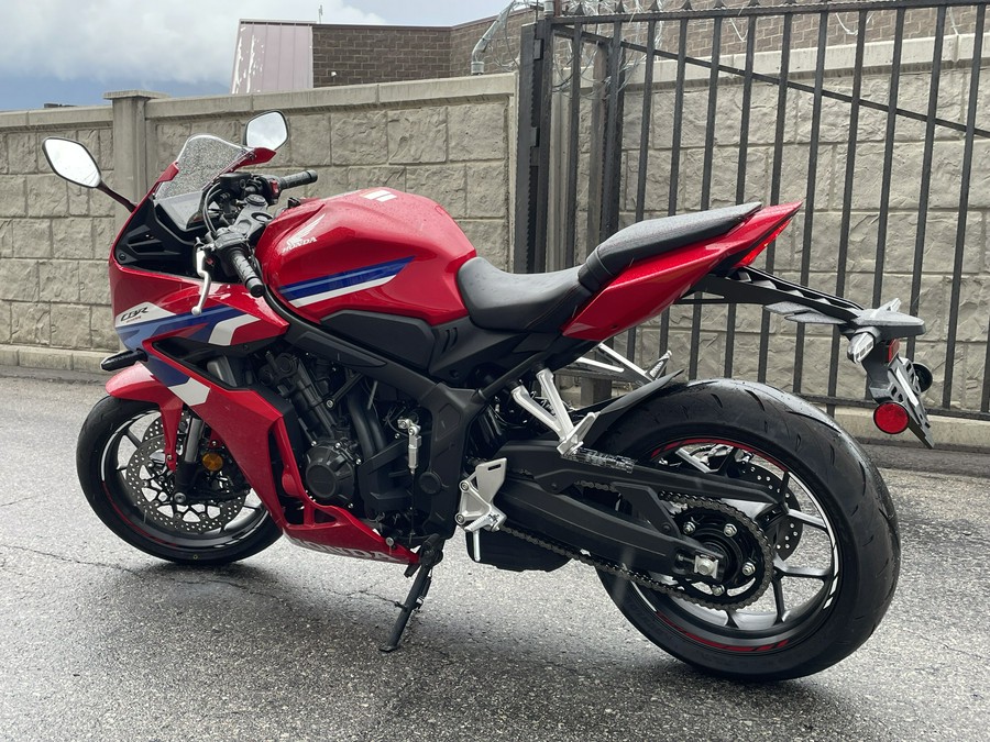 2024 Honda CBR650R E-CLUTCH