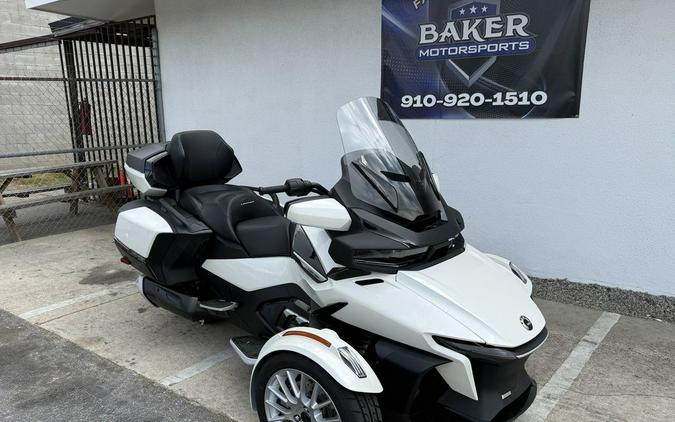 2026 Can-Am® Spyder RT Limited Platine