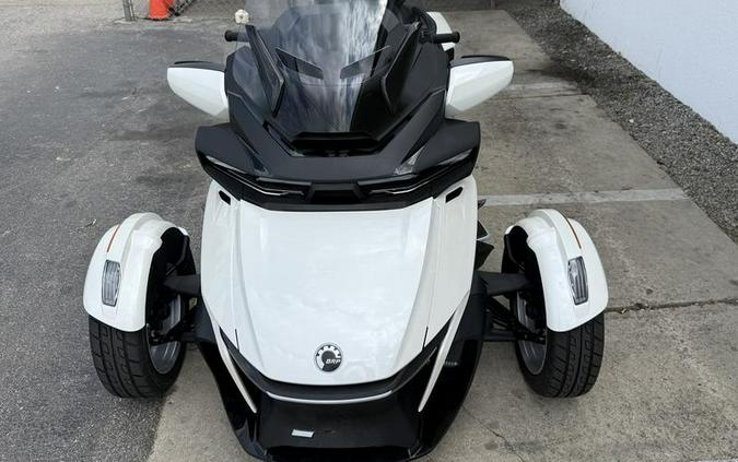 2026 Can-Am® Spyder RT Limited Platine