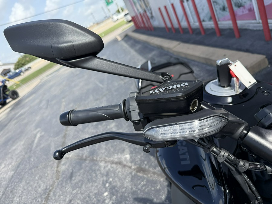 2023 Ducati Diavel V4 Thrilling Black - 01788C